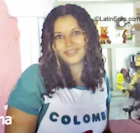 Date this tall Colombia girl Gina Patrcia from Barranquilla CO7795