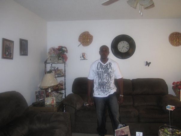 Date this hard body Afghanistan man David from Bagram AF21