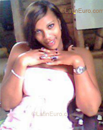 Date this funny Dominican Republic girl La from San Fco. De Macoris DO9106