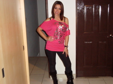Date this young Costa Rica girl Lali from San Jose CR83