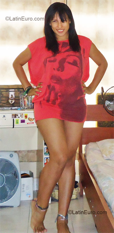 Date this georgeous Colombia girl Ligya from Cali CO7888