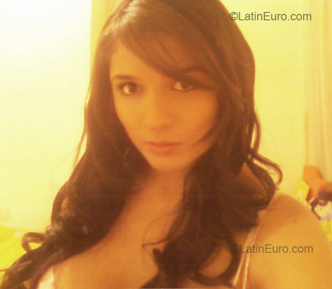 Date this hot Colombia girl Lpr from Pereira CO7901