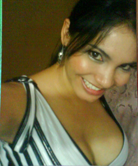 Date this cute Colombia girl Monika from Cali CO7906