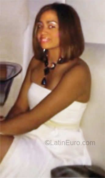 Date this beautiful Dominican Republic girl Hilda from Santo Domingo DO9259