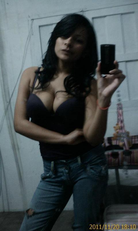 Date this stunning Colombia girl Milu from Medellin CO8055