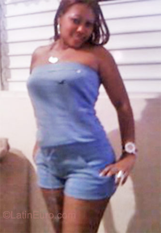 Date this beautiful Dominican Republic girl Gisset from Santiago DO9485