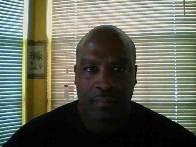Date this pretty United States man John from Tampa US11472