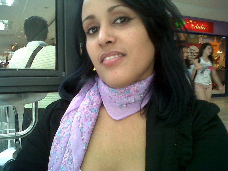 Date this delightful Dominican Republic girl Yaira v from Dominicana DO9521