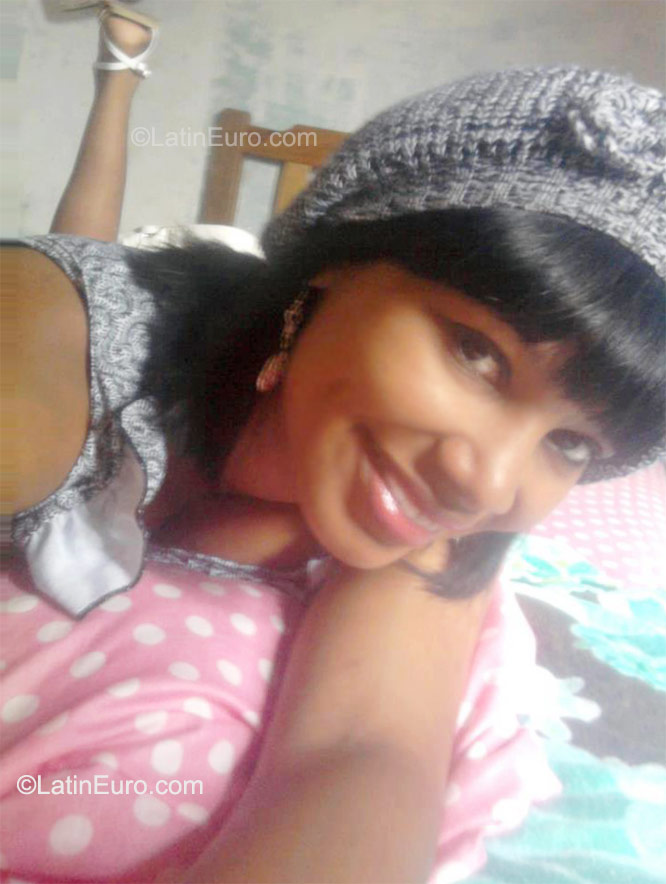 Date this young Colombia girl Giseth from Valledupar CO8207