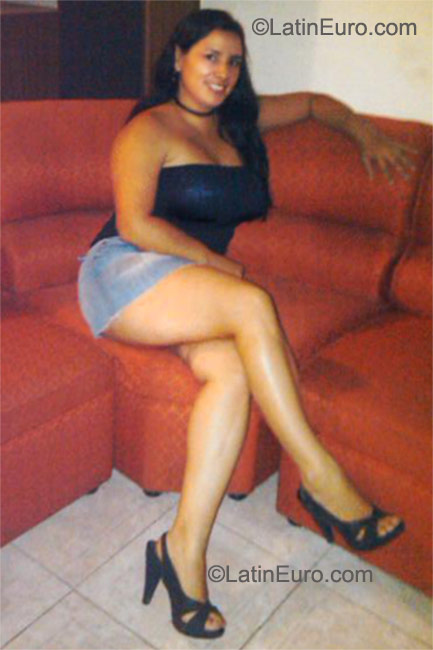 Date this georgeous Colombia girl Beatriz from Cali CO8310