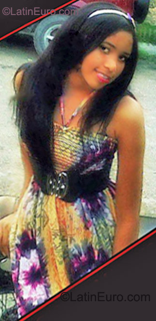 Date this exotic Dominican Republic girl Cristabel massiel from Puerto Plata DO9659