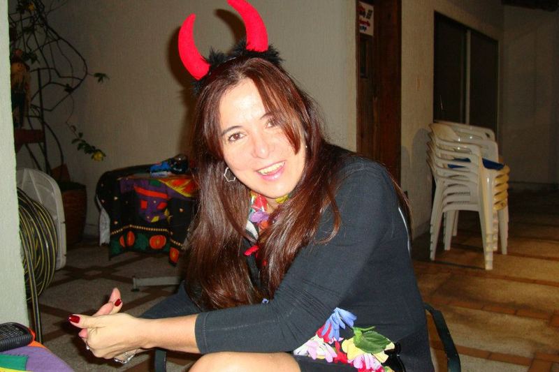 Date this athletic Colombia girl Yoa from Colombia CO8373