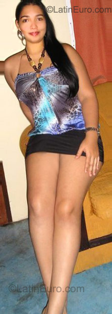 Date this nice looking Dominican Republic girl Zaman from Santo Domingo DO9704