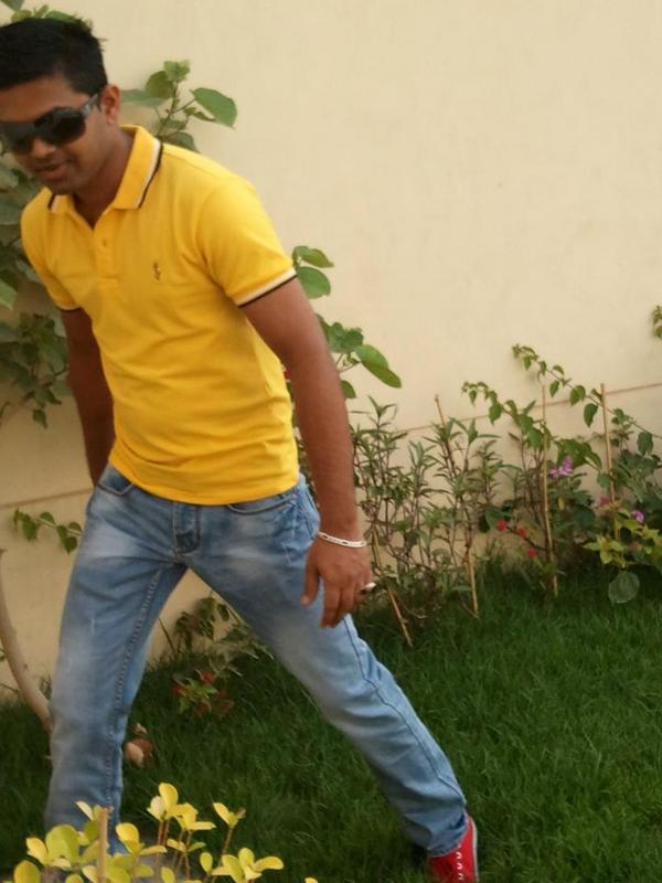 Date this beautiful Bahrain man Iyan from Manama BH11