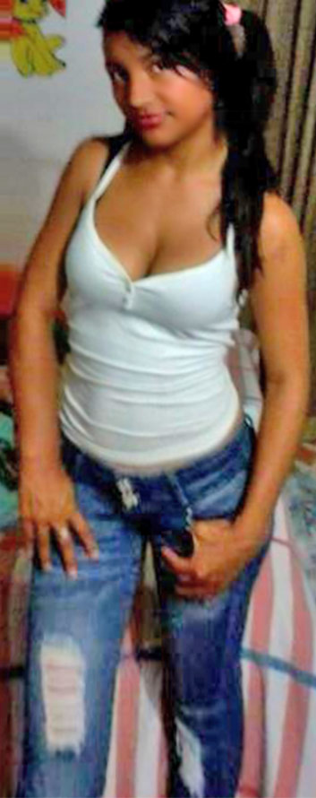 Date this sensual Colombia girl Marisoldo from Cali CO8448