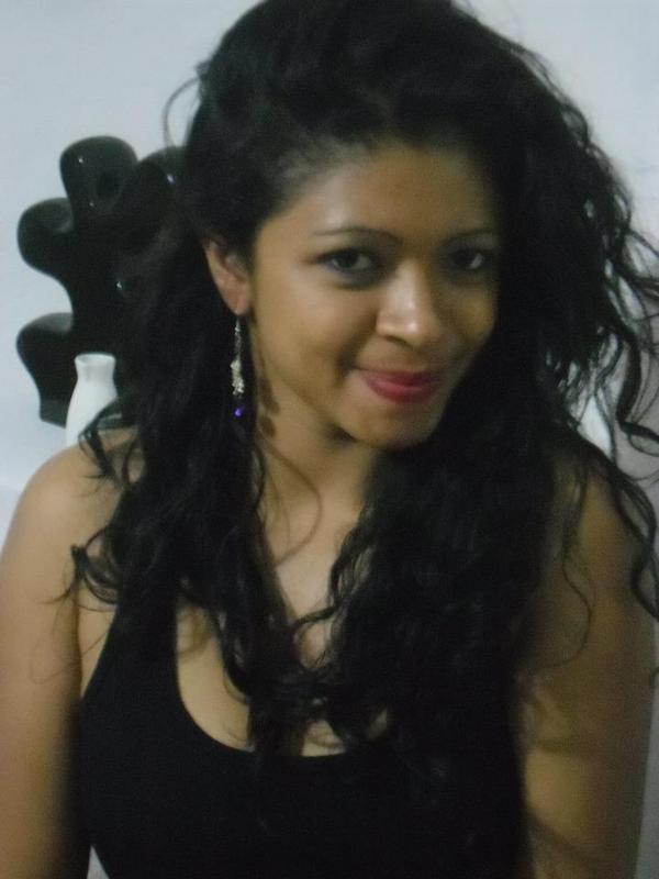 Date this funny Colombia girl Wixxiam from Medellin CO8450