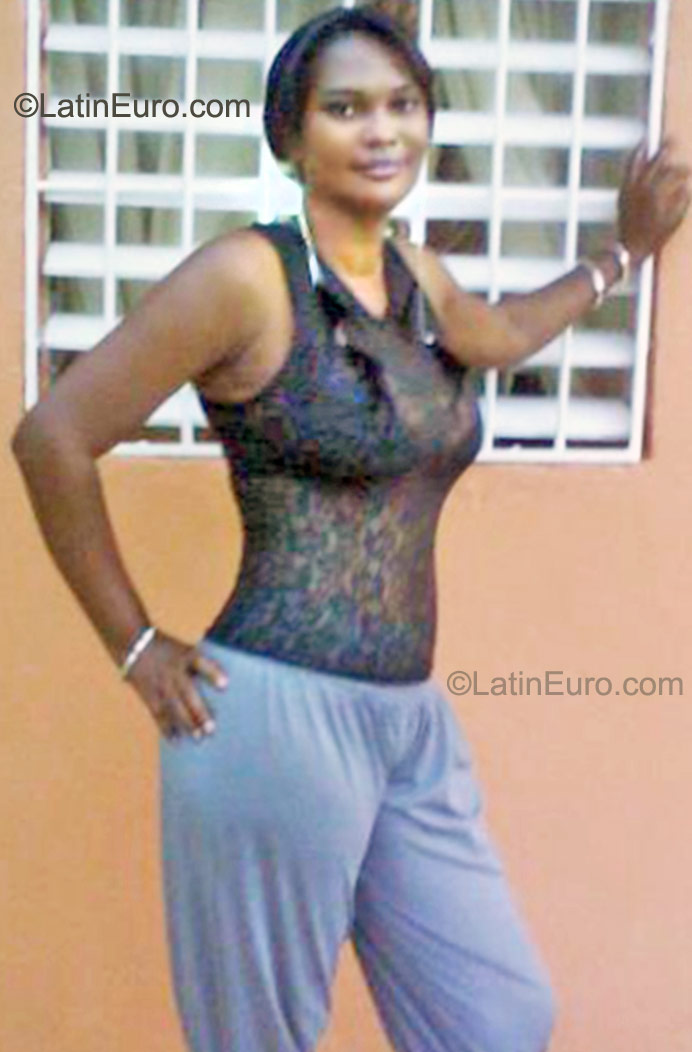 Date this passionate Dominican Republic girl Katy from Santo Domingo DO9849