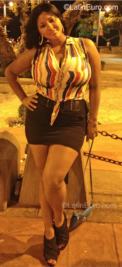 Date this funny Dominican Republic girl POG from Santo Domingo DO9871