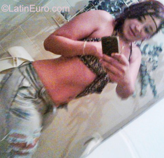 Date this delightful Colombia girl Cindy from Medellin CO8658