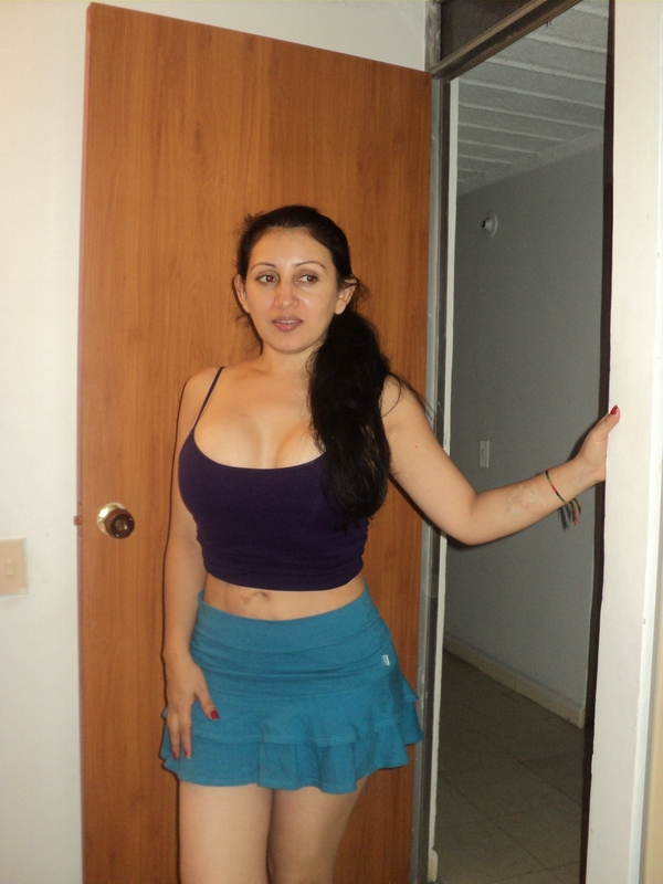 Date this charming Colombia girl Raquel38 from Cali CO8672