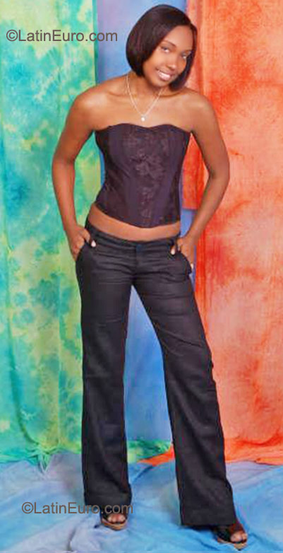 Date this cute Dominican Republic girl Patricia from San Cristobal DO9954
