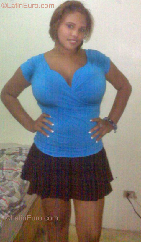 Date this attractive Dominican Republic girl Yaneiry from Hato Mayor DO9956