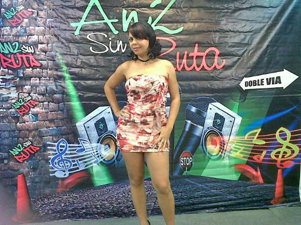 Date this stunning Dominican Republic girl Yahaira from Santo Domingo DO9966