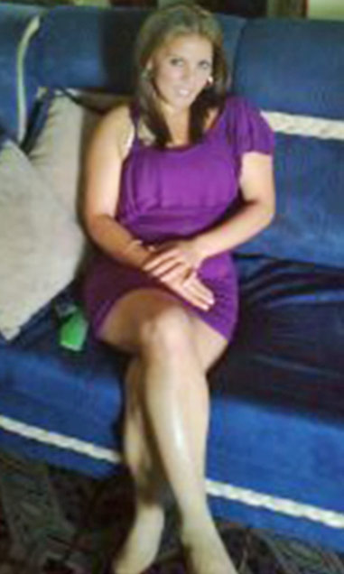 Date this hard body Costa Rica girl Guisel from San Jose CR151