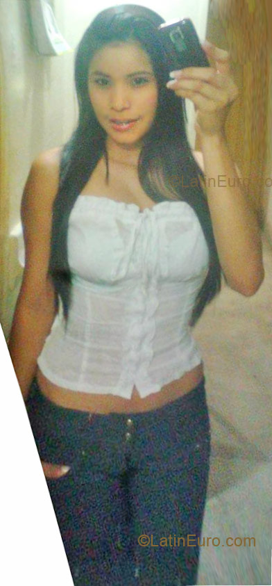 Date this cute Colombia girl Katerine Yohana from Cucuta CO14148