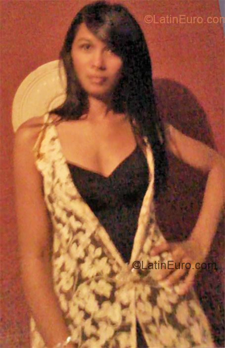 Date this funny Colombia girl Yeiklis from Valledupar CO8853