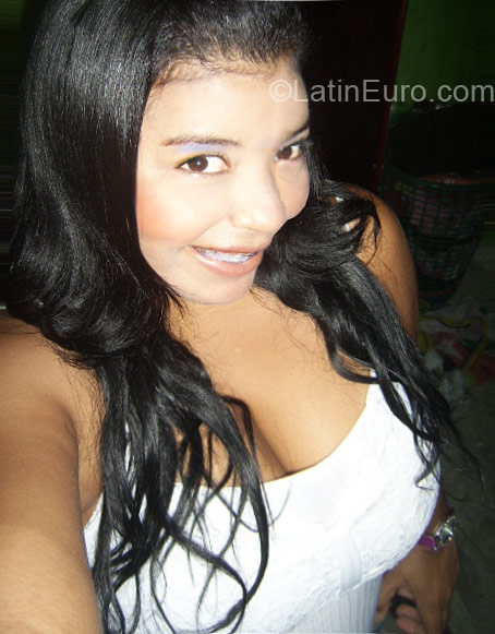 Date this sensual Colombia girl Marisol from Barranquilla CO8899