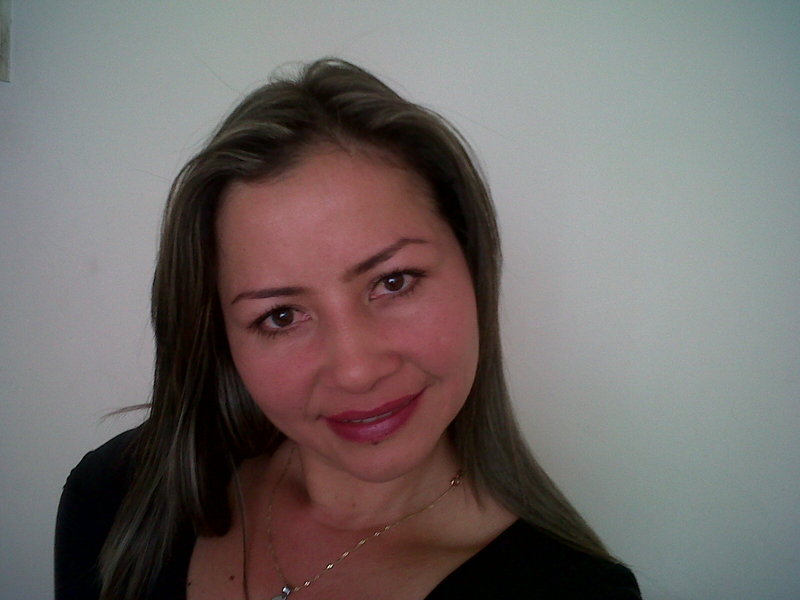 Date this charming Colombia girl Conic from Bogota CO8956