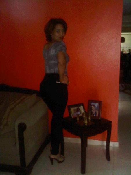 Date this lovely Dominican Republic girl Anny from Santo Domingo DO10107
