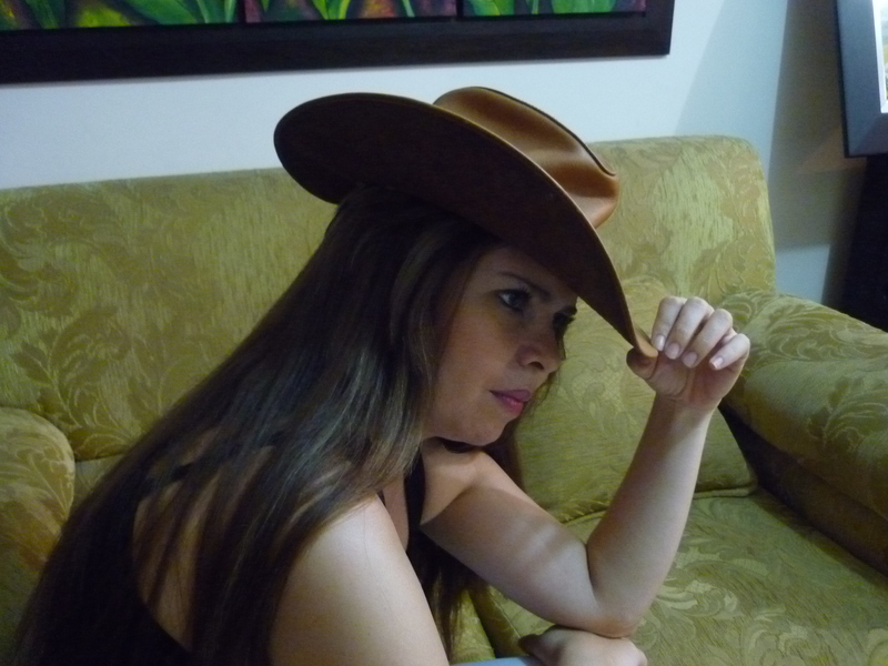 Date this sensual Colombia girl Clausor from Cali CO9085