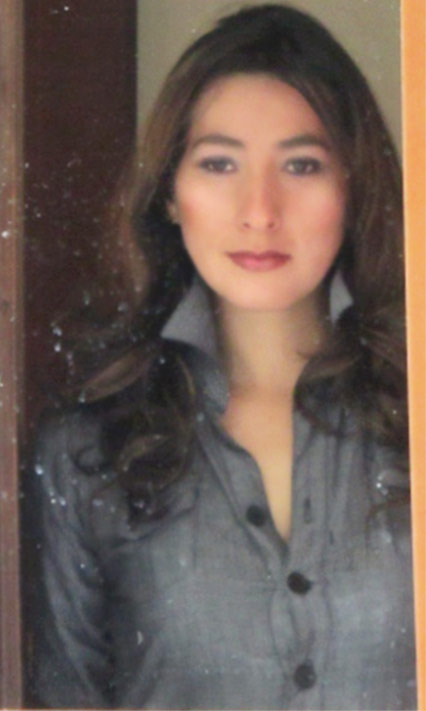 Date this voluptuous Colombia girl Gloria from Bogota CO9107
