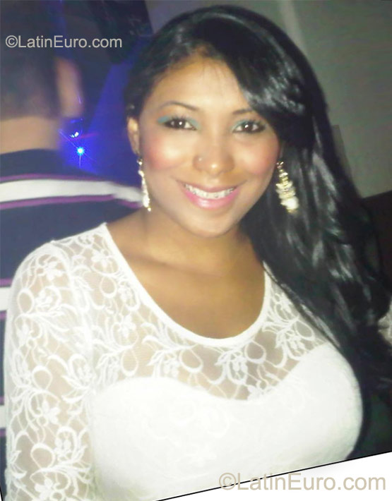 Date this delightful Brazil girl Thatiane from Rio de Janeiro BR6289