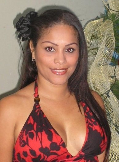 Date this happy Colombia girl Kary from Santa Marta CO9181