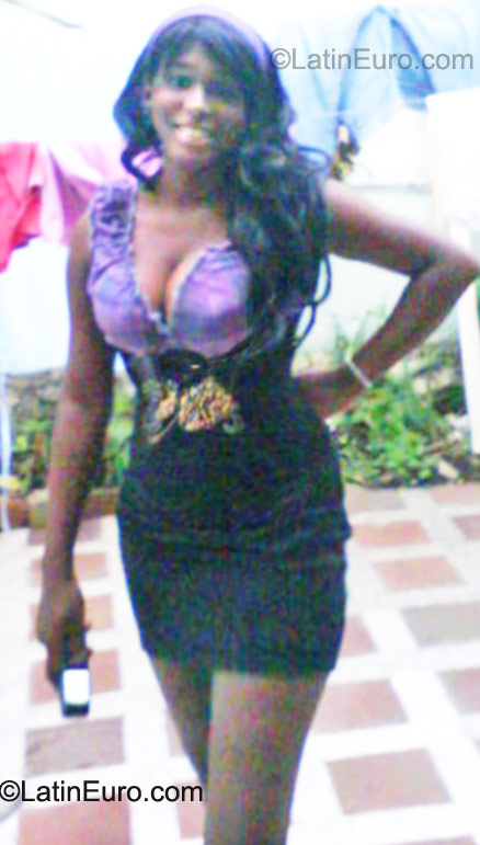 Date this athletic Colombia girl Dayana from Bogota CO9262