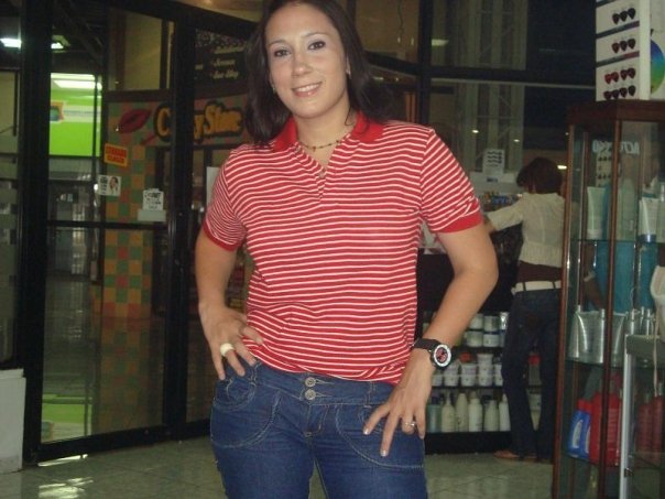 Date this sultry Dominican Republic girl Sharlyn from Republica Dominicana DO10330
