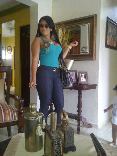 Date this happy Dominican Republic girl Elizabeth from Santiago DO10335