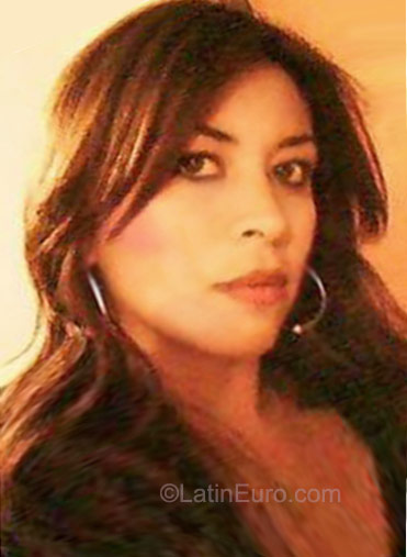 Date this cute Colombia girl Cristina from Sogamoso CO9289