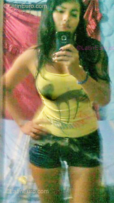Date this charming Colombia girl Andrea from Villavicencio CO9362