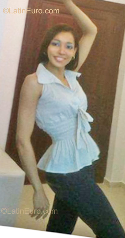Date this charming Dominican Republic girl Mar from Santiago DO10365