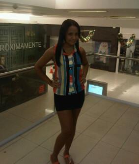 Date this gorgeous Dominican Republic girl Carolyn from Santo Domingo DO10408
