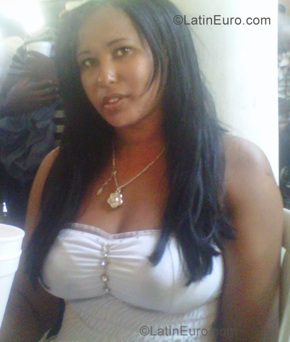 Date this delightful Dominican Republic girl Rosel from Azua DO10501