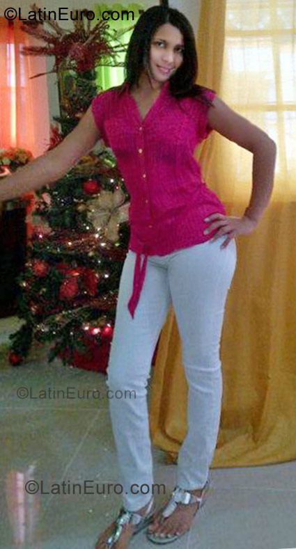 Date this exotic Dominican Republic girl Maria from Puerto Plata DO10553