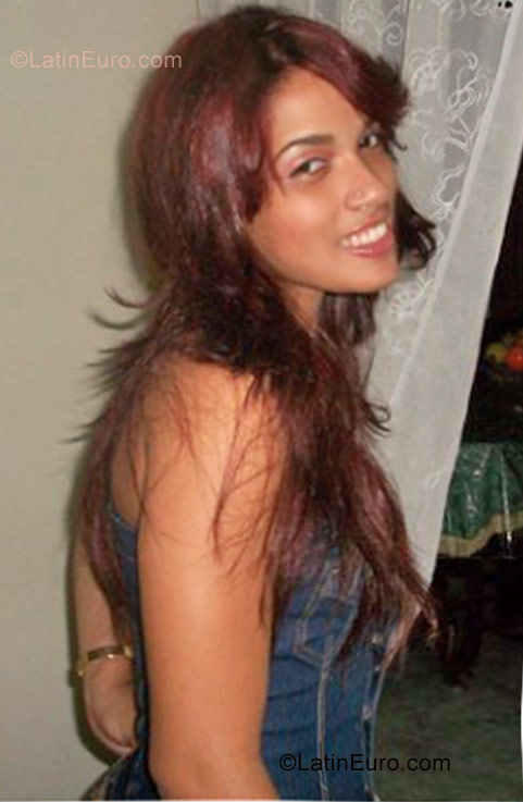 Date this fun Dominican Republic girl Walisa from Santiago DO10612