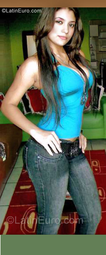 Date this funny Colombia girl Katherine from Bogota CO9688