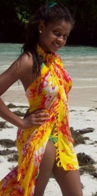 Date this happy Dominican Republic girl Maria from Santiago DO10644