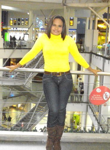 Date this funny Colombia girl Cindy from Barrnquilla CO9689